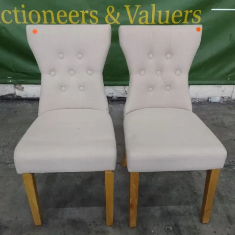 SET OF 2 NEW BEWLEY OATMEAL FABRIC BUTTON BACK DINING CHAIRS (OAK LEG)