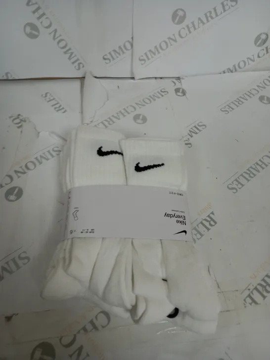 NIKE EVERYDAY SOCKS - X6 - SIZE 8-11