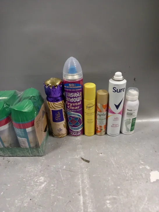 APPROXIMATELY 15 ASSORTED AEROSOLS TO INCLUDE SURE DEODORANT, FOOT DEODORANT, FOAMING GLASS CLEANER ETC - COLLECTION ONLY 