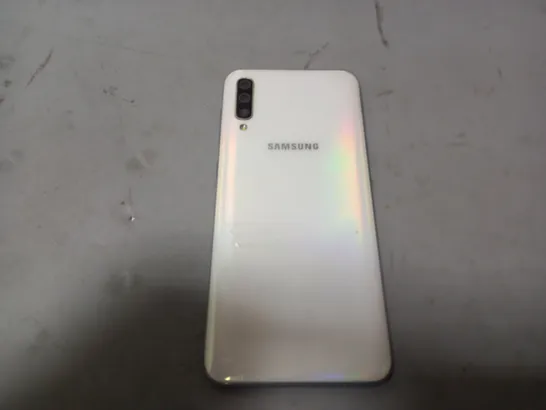 SAMSUNG GALAXY A50