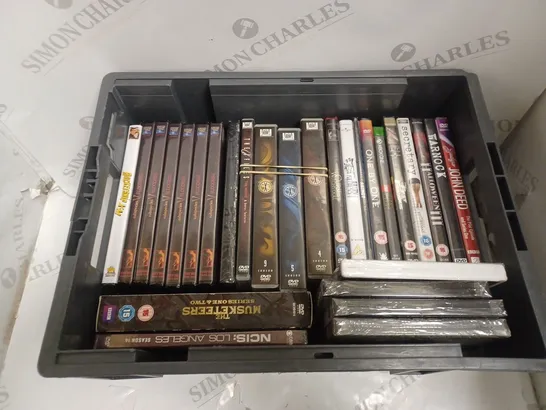 APPROXIMATELY 25 DVDS AND GAMES TO INCLUDE X-FILES, XBOX ;ONE LEGO STAR WARS THE FORCE AWAKENS, THE MUSKETEERS, ETC