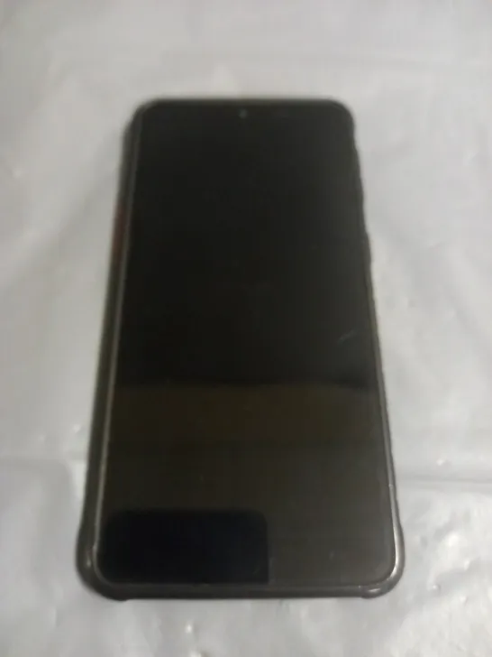 UNBOXED SAMSUNG MOBILE PHONE IN BLACK