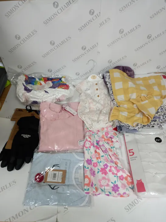 MEDIUM  BOX OF ASSORTED KIDS CLOTHING ITEMS TO INCLUDE BAGS, BABY GROWS AND DRESSES