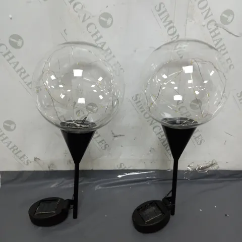 HOME 2 GARDEN SET OF 2 H2G SOLAR ORBS