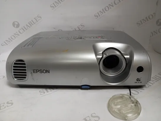 EPSON POWERLITE EMP-S3 3LCD PROJECTOR