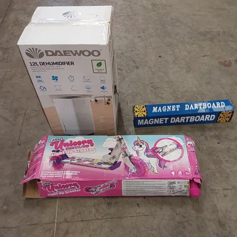 PALLET OF ASSORTED HOUSEHOLD ITEMS AND CONSUMER PRODUCTS. INCLUDES; KIDS SCOOTER, DEHUMIDIFIER, MAGNET DARTBOARD, BOXED FURNITURE ETC 