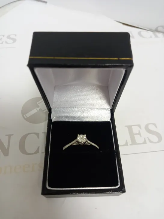CREATED BRILLIANCE MARGO 9CT WHITE GOLD 0.50CT LAB GROWN DIAMOND ENGAGEMENT RING SIZE Q RRP £729