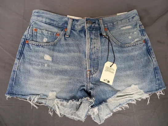 LEVI'S 501 SHORTS IN BLUE SIZE 26