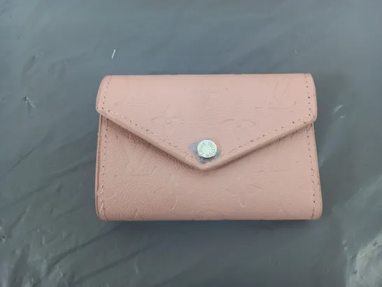 BOXED LOUIS VUITTON PINK LEATHER PURSE