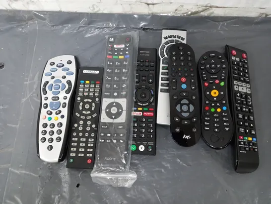 APPROXIMATELY 25 ASSORTED HOUSEHOLD ELECTRICALS TO INCLUDE SKY WIFI HUB, AMAZON FIRESTICK, LITHIUM BATTERY CHARGER, TELEVISION REMOTE CONTROLS