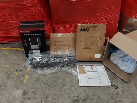 PALLET OF ASSORTED ITEMS INCLUDING: DEHUMIDIFIER, DUVET, BED RAIL GUARD, TOILET SEAT COVER, FLOOR MAT, PICTURE FRAME