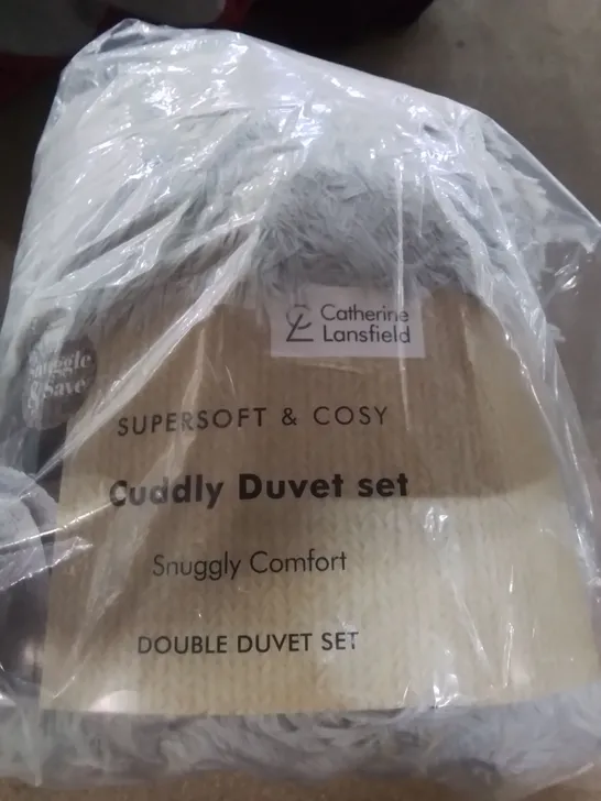 CATHERINE LANSFIELD CUDDLY DUVET SET DOUBLE 