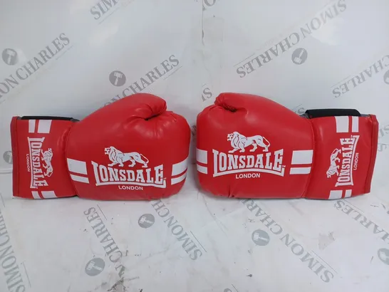 UNPACKAGED PAIR OF LONSDALE LONDON RED BOXING GLOVES 