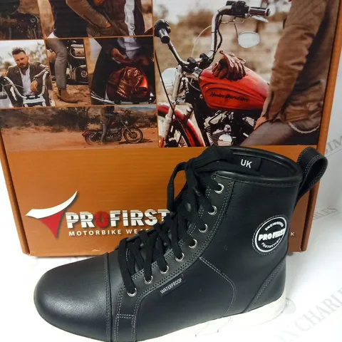 BOXED PRO FIRST MOTORBIKE WEARS SIZE 7