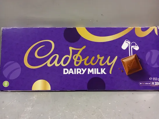 SEALED CADBURY DAIRY MILK BAR - 850G