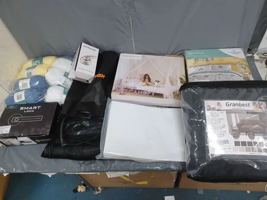 BOX OF APPROXIMATELY 15 ASSORTED HOUSEHOLD ITEMS TO INCLUDE SMARTLOCK, PRINCESS BED CANOPY, AND PORTFOLIO HOME MOROCCO ETC. 