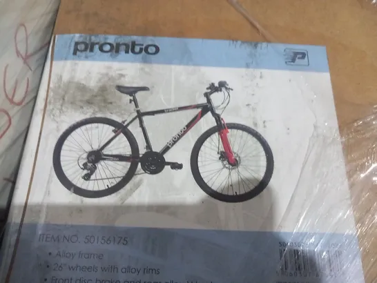 BOXED PRONTO 26" ALLOY FRAME FRONT SUSPENSION MOUNTAIN BIKE WITH FRONT DISC BRAKES, REAR ALLOY V BRAKES AND 21 SHIMANO REAR GEAR AND REVO SHIFTER