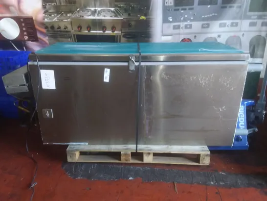 LARGE DISPLAY FRIDGE 