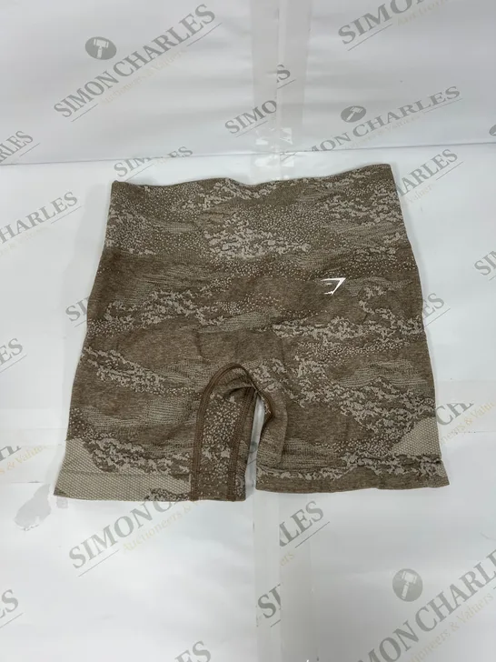 GYMSHARK SEAMLESS ADAPT SHORTS IN CAMO BROWN SIZE SMALL