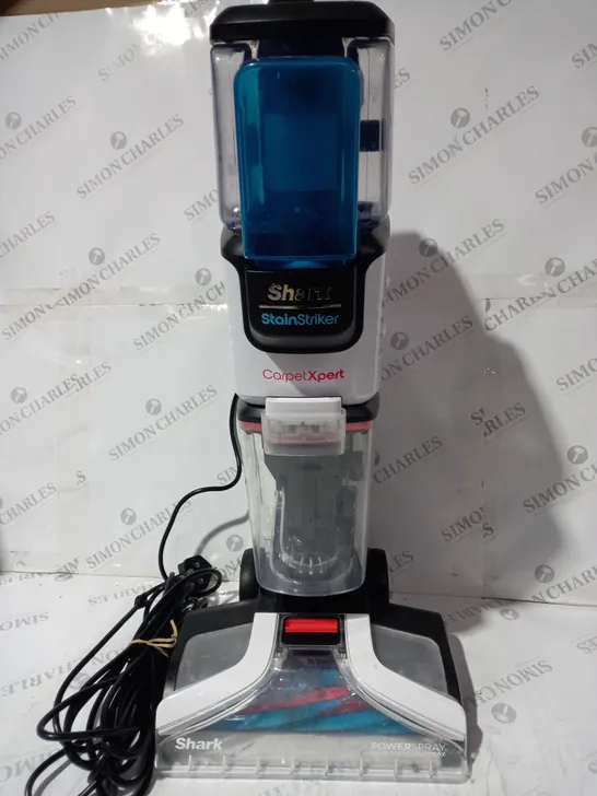 SHARK CARPET XPERT DEEP CARPET CLEANER & BUILT IN STAIN STRIKER EX200UK - COLLECTION ONLY