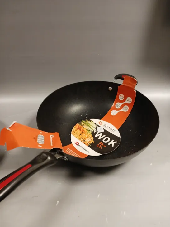 ULTIMATE CARBON STEEL COOKWARE 34CM WOK