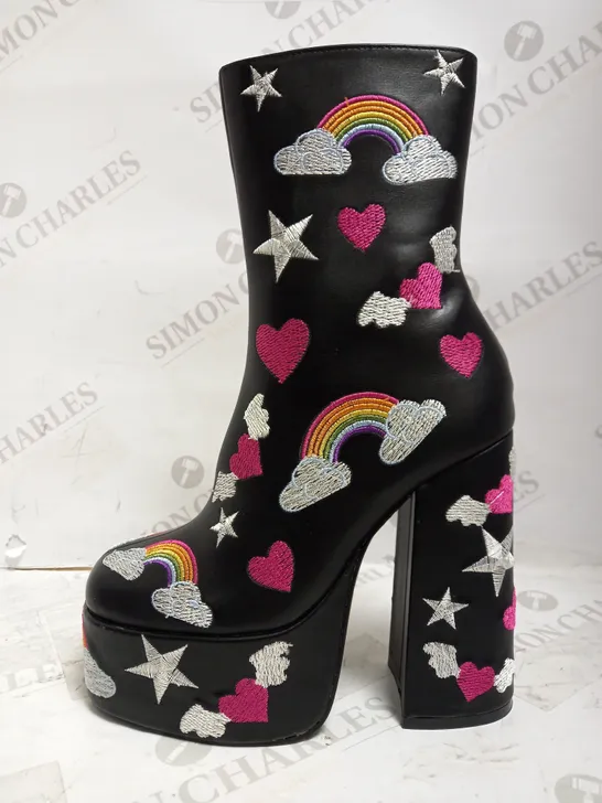 KOI VEGAN EMBROIDERED RAINBOW DESIGN PLATFORM BOOTS UK SIZE 3