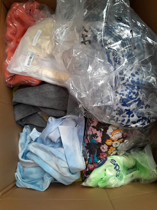 BOX OF APPROXIMATELY 20 ASSORTED CLOTHING ITEMS TO INCLUDE - DRESS , GLOVES , TROUSERS ETC