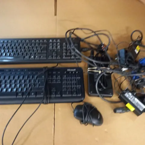 LOT OF ASSORTED COMPUTER PERIPHERALS AND CABLES