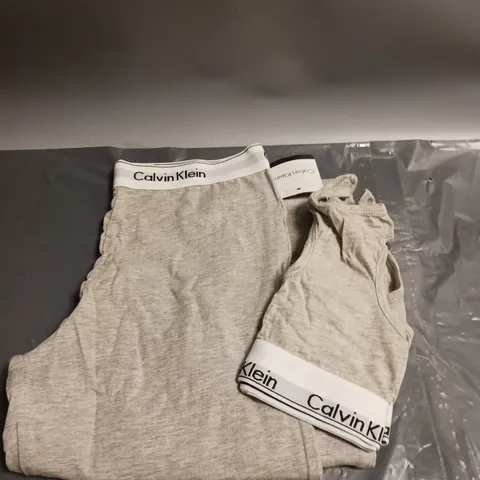 BOXED CALVIN KLEIN LADIES CROP TOP AND LEGGINGS SET GREY SIZE XL