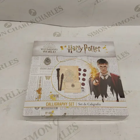 BOXED HARRY POTTER CALLIGRAPHY SET