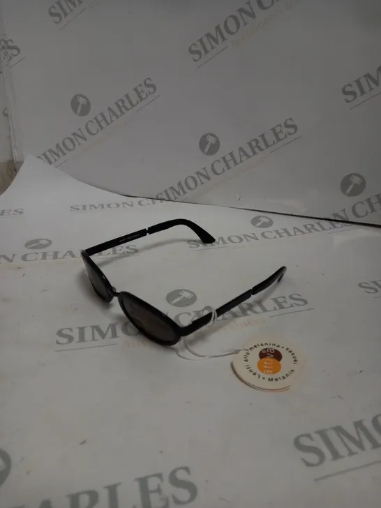 BOX OF APPROX 7 PAIRS OF VOGART 2412I SUNGLASSES 