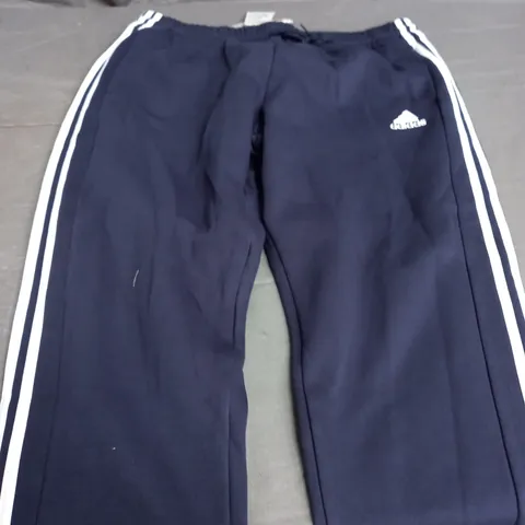 ADIDAS 3 STRIPE FLEECE SWEATPANTS IN NAVY - 2XL	