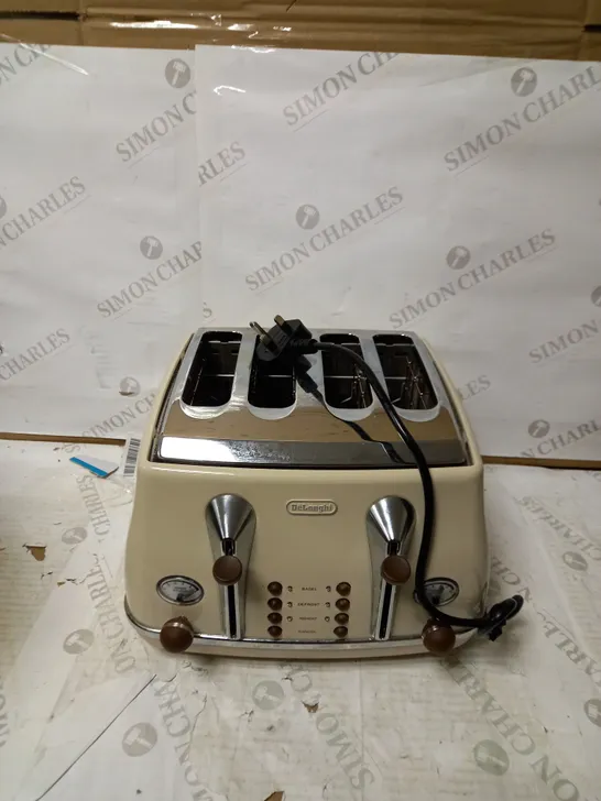 DELONGHI FOUR SLICE TOASTER