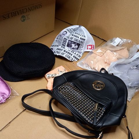 LOT OF A APPROX. 15 ASSORTED CLOTHING ACCESSORIES  IN VARYING SIZES, COLOURS AND STYLES TO INCLUDE: HATS, BRA'S, BAG