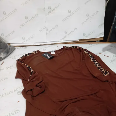 KIM&CO DEEP COGNAC LEOPARD PRINT DETAIL TOP SIZE XL