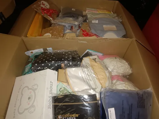 PALLET OF ASSORTED ITEMS TO INCLUDE WILLOW+SIM BABY BIBS, PADDED ENVELOPES AND GIFT BAGS