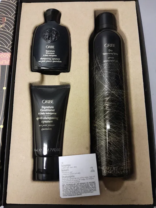 BOXED ORIBE SIGNATURE STYLE SET 