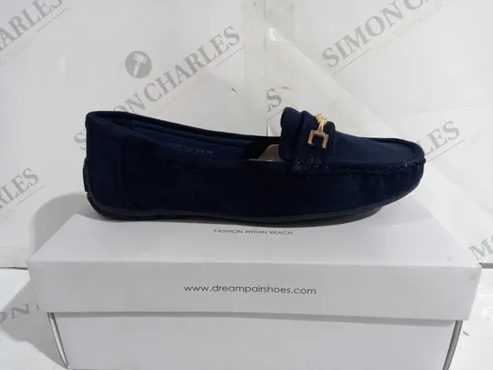 BOXED DREAMPAIRS SLIP ON FLATS - UK 7