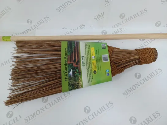 THE ORIGINAL GARDEN BROOM