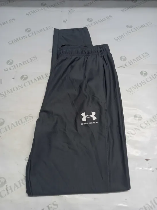 UNDER ARMOUR TRACKSUIT BOTTOMS SIZE M