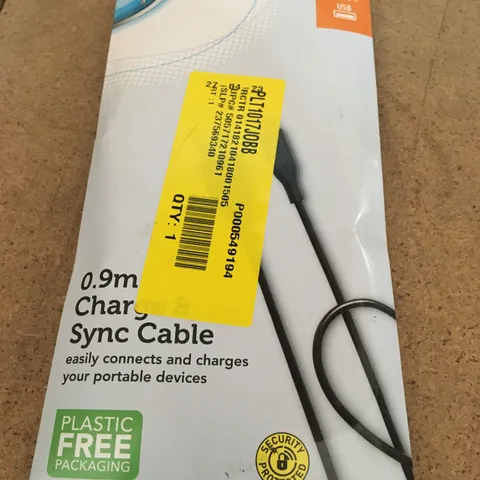 ONN 0.9M CHARGE AND SYNC CABLE