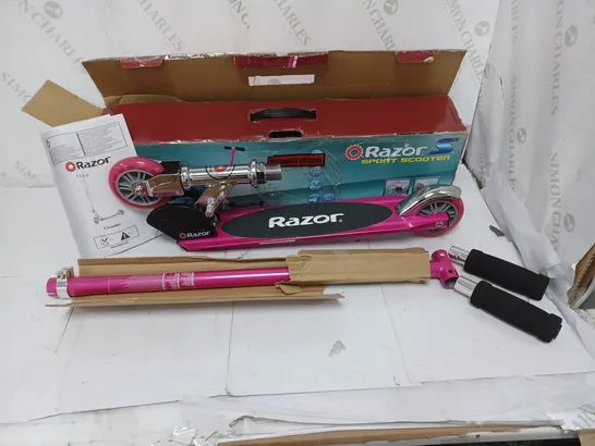 RAZOR SPORTS SCOOTER - PINK RRP £39.99