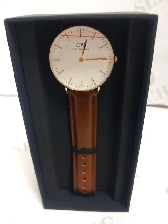 BOXED DANIEL WELLINGTON LADIES CLASSIC ST MAWE WRIST WATCH