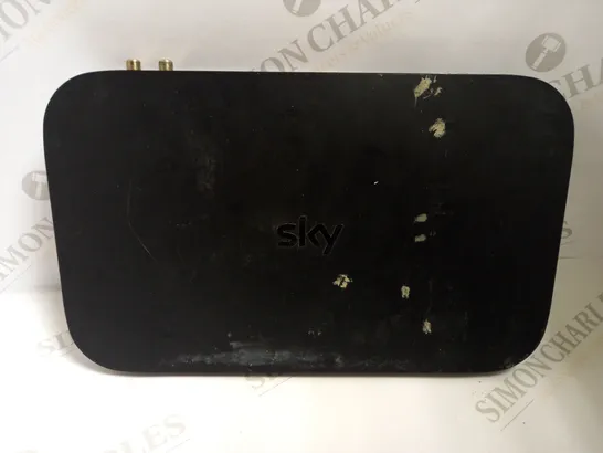 SKY Q SET TOP BOX - ES240