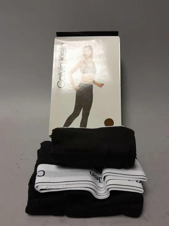 BOXED CALVIN KLEIN LADIES CROPTOP AND LEGGING SET IN BLACK - SMALL