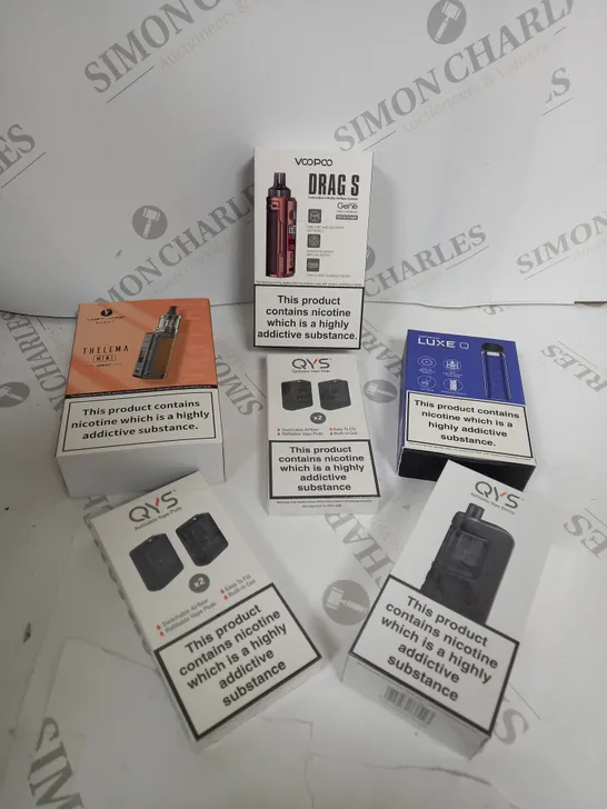 APPROXIMATELY 20 VAPES & E-CIGARETTES TO INCLUDE - VOOPOO - VAPORESSO  - QYS