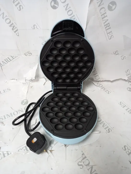 GILES AND POSNER BUBBLE WAFFLE MAKER