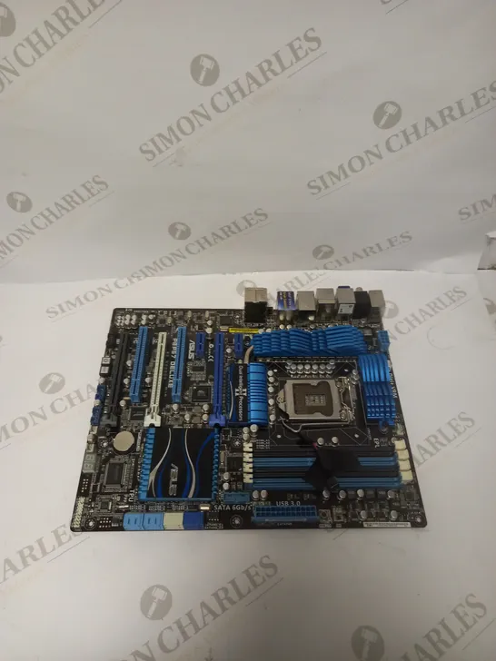 ASUS P8P67 DELUXE MOTHERBOARD