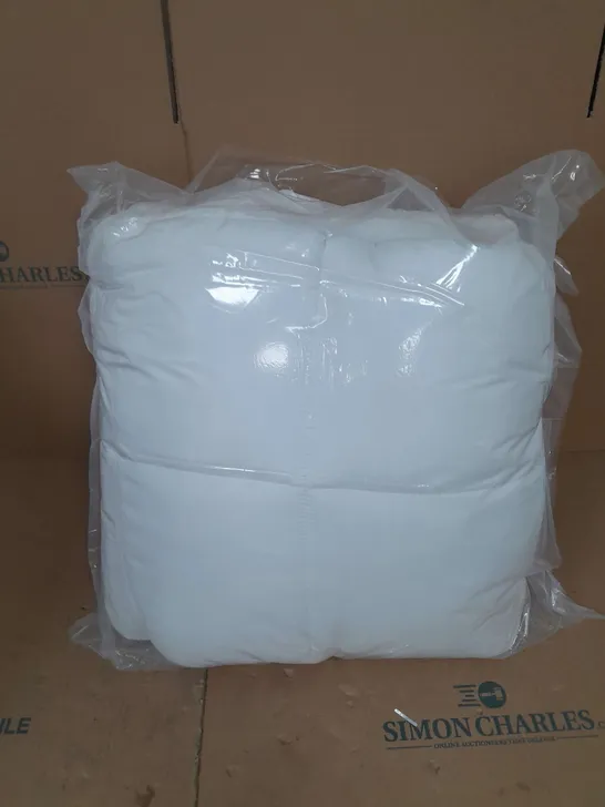 SEALED DUVET QUILT - SIZE UNSPECIFIED