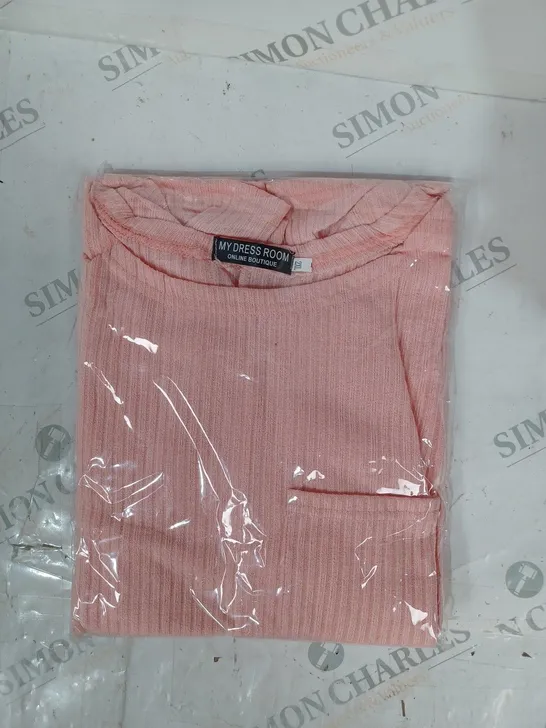 BRAND NEW BOX OF APPROXIMATELY 10 ASSORTED MY DRESS ROOM TOPS IN VARIOUS SIZES - PINK